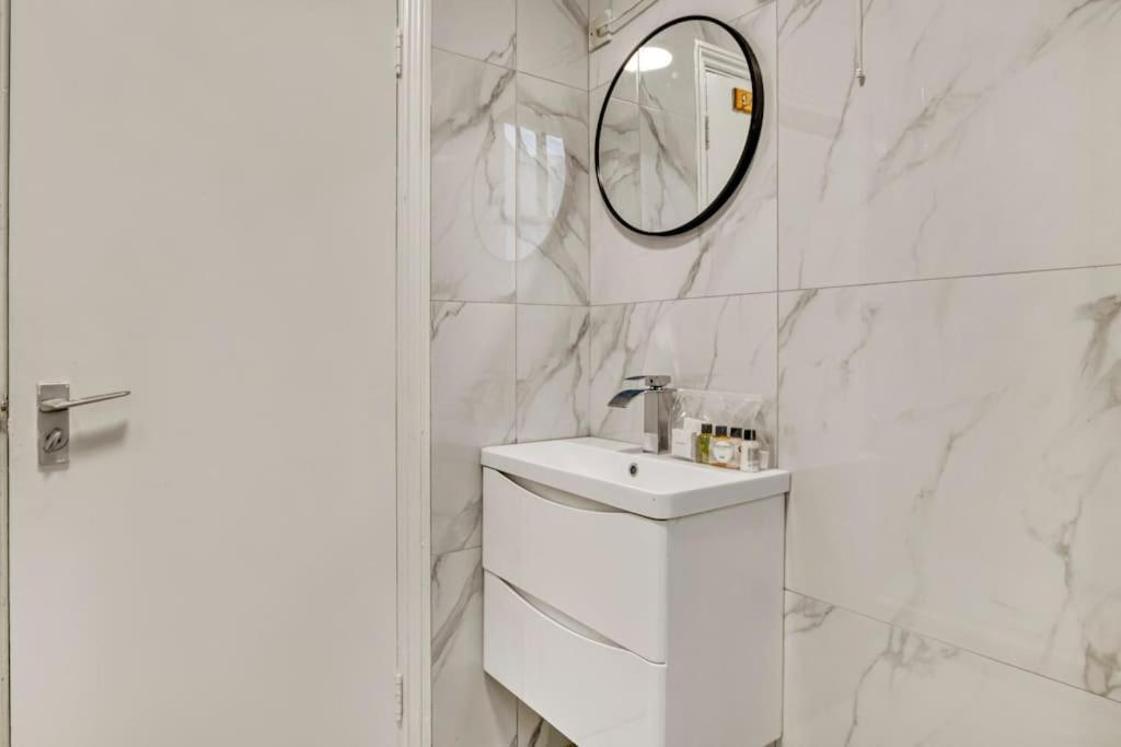 Appartamento Cosy 2-bedroom Flat Paddington Londra